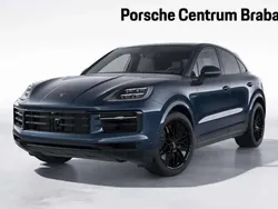 Algarve blauw metallic Gebruikt 2024 Porsche Cayenne SUV | € 119.750 (Goede deal)