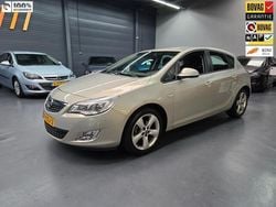 Beige Gebruikt 2010 Opel Astra Edition Hatchback | € 6.350 (Eerlijke prijs)