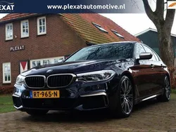 Zwart Gebruikt 2017 BMW M550 Executive Sedan | € 37.945 (Eerlijke prijs)