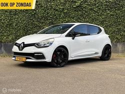 Wit Gebruikt 2014 Renault Clio R.S. R.S. Hatchback | € 12.990 (Eerlijke prijs)
