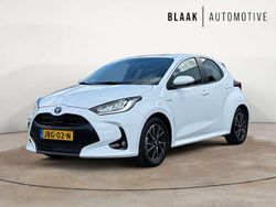 Wit Gebruikt 2021 Toyota Yaris Hybrid Team Hatchback | € 20.995 (Eerlijke prijs)