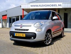 Grijs, metallic lak Gebruikt 2015 Fiat 500L Living MPV | € 8.250 (Eerlijke prijs)