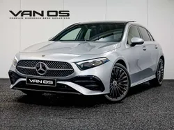 Zilver, metallic lak Gebruikt 2024 Mercedes A250 AMG line Hatchback | € 44.995 (Duur)