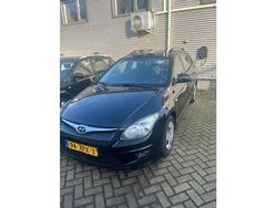 Zwart Gebruikt 2012 Hyundai i30 Stationwagen | € 1.890 (Eerlijke prijs)