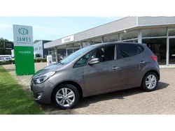 Bruin Gebruikt 2014 Hyundai ix20 MPV | € 9.950 (Eerlijke prijs)