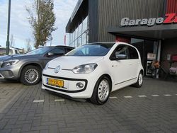 Wit Gebruikt 2012 VW up! high up! Hatchback | € 4.950 (Eerlijke prijs)