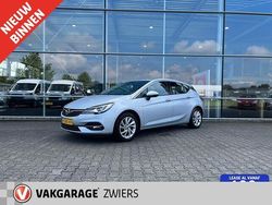 Grijs Gebruikt 2020 Opel Astra Elegance Hatchback | € 13.950 (Eerlijke prijs)