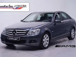 Grijs, metallic lak Gebruikt 2009 Mercedes C200 Avantgarde Sedan | € 9.966 (Iets duurder)