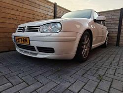 Wit Gebruikt 2002 VW Golf IV Highline Hatchback | € 5.300 (Iets duurder)