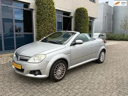 Grijs Gebruikt 2006 Opel Tigra Cabriolet | € 950