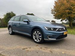Blauw Gebruikt 2016 VW Passat Highline Stationwagen | € 8.200 (Eerlijke prijs)