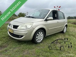 Beige Gebruikt 2008 Renault Scénic II Business MPV | € 1.399 (Goede deal)