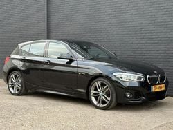 Zwart Gebruikt 2018 BMW 118 Executive Hatchback | € 16.945 (Goede deal)