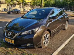 Zwart Gebruikt 2018 Nissan Leaf Hatchback | € 10.950 (Eerlijke prijs)
