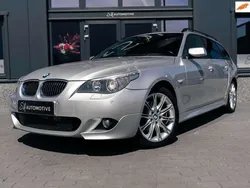 Grijs, metallic lak Gebruikt 2006 BMW 530 Executive Stationwagen | € 10.500