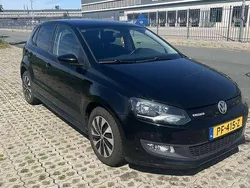 Zwart Gebruikt 2017 VW Polo Hatchback | € 11.999 (Goede deal)