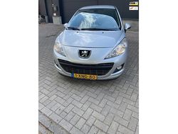 Grijs Gebruikt 2011 Peugeot 207 Allure Hatchback | € 3.795 (Eerlijke prijs)
