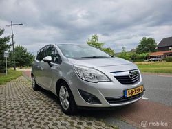 Grijs Gebruikt 2011 Opel Meriva Cosmo MPV | € 1.999 (Goede deal)