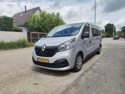 Zilver Gebruikt 2015 Renault Trafic Van | € 18.999