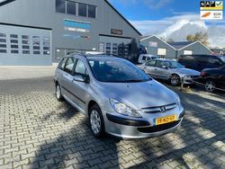 Grijs Gebruikt 2003 Peugeot 307 Stationwagen | € 2.899 (Iets duurder)