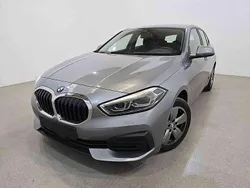 Grijs Gebruikt 2023 BMW 118 Hatchback | € 14.990