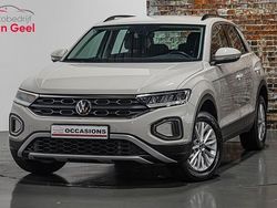 Grijs Gebruikt 2024 VW T-Roc Business SUV | € 32.395 (Eerlijke prijs)