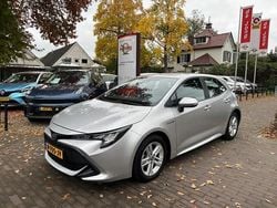 Grijs Gebruikt 2020 Toyota Corolla Sedan | € 19.950 (Eerlijke prijs)