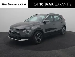 Zwart Nieuw 2025 Kia Niro SUV | € 34.340 (Goede deal)