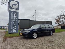 Blauw Gebruikt 1998 Volvo V90 Stationwagen | € 3.999