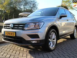 Grijs Gebruikt 2020 VW Tiguan Allspace Comfortline SUV | € 23.950 (Super prijs)