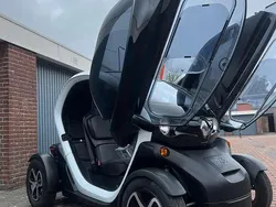Zwart Gebruikt 2020 Renault Twizy Intens Hatchback | € 4.750
