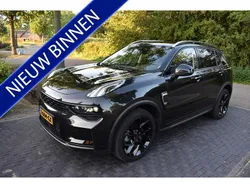 Zwart Gebruikt 2022 Lynk & Co 01 SUV | € 24.980 (Eerlijke prijs)