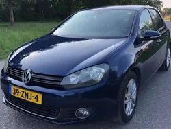 Blauw Gebruikt 2013 VW Golf VII Highline Hatchback | € 6.199 (Eerlijke prijs)