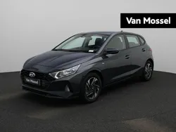 Grijs Gebruikt 2023 Hyundai i20 Hatchback | € 19.900 (Eerlijke prijs)