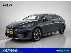 Grijs metallic Gebruikt 2024 Kia ProCeed GT-Line Hatchback | € 31.445 (Goede deal)