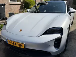 Gebruikt 2022 Porsche Taycan Sedan | € 105.000