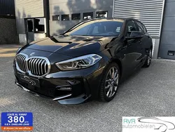 Zwart Gebruikt 2023 BMW 118 M Sport Hatchback | € 23.450 (Super prijs)