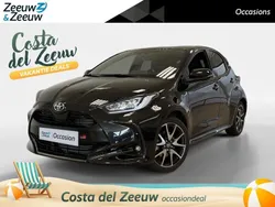 Zwart Gebruikt 2022 Toyota Yaris Executive Hatchback | € 22.850 (Eerlijke prijs)