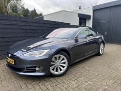 Grijs, metallic lak Gebruikt 2017 Tesla Model S Sedan | € 24.450 (Duur)