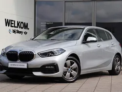Grijs Gebruikt 2021 BMW 118 Executive Hatchback | € 22.950 (Goede deal)