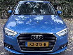 Blauw Gebruikt 2017 Audi A3 Hatchback | € 16.500 (Eerlijke prijs)