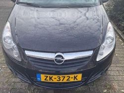 Zwart Gebruikt 2010 Opel Corsa MPV | € 3.300 (Eerlijke prijs)