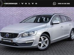 Grijs Gebruikt 2017 Volvo V60 Momentum Stationwagen | € 18.694 (Goede deal)