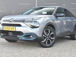 Grijs Gebruikt 2021 Citroën e-C4 Shine SUV | € 15.895 (Eerlijke prijs)