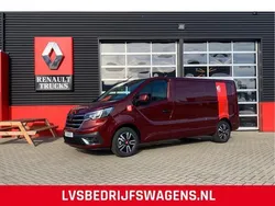 Rood Nieuw 2024 Renault Trafic Van | € 32.995 (Goede deal)