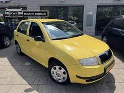 Geel Gebruikt 2004 Skoda Fabia Classic Hatchback | € 1.850