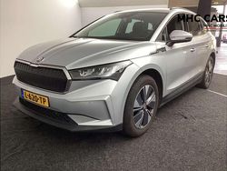 Grijs Gebruikt 2021 Skoda Enyaq iV Sport SUV | € 21.700 (Goede deal)