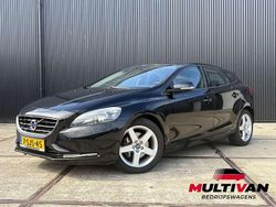 Zwart Gebruikt 2013 Volvo V40 Momentum Stationwagen | € 9.850 (Eerlijke prijs)