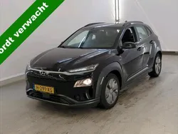 Zwart Gebruikt 2020 Hyundai Kona Comfort SUV | € 15.900 (Goede deal)