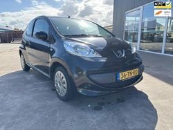 Zwart Gebruikt 2006 Peugeot 107 Hatchback | € 1.295 (Eerlijke prijs)